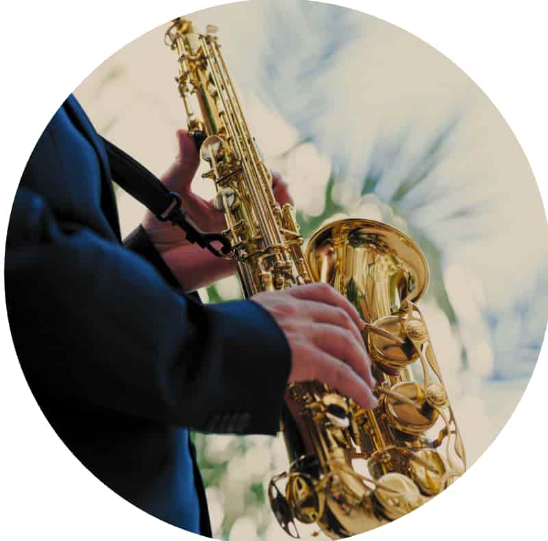 Saxophone lessons tile